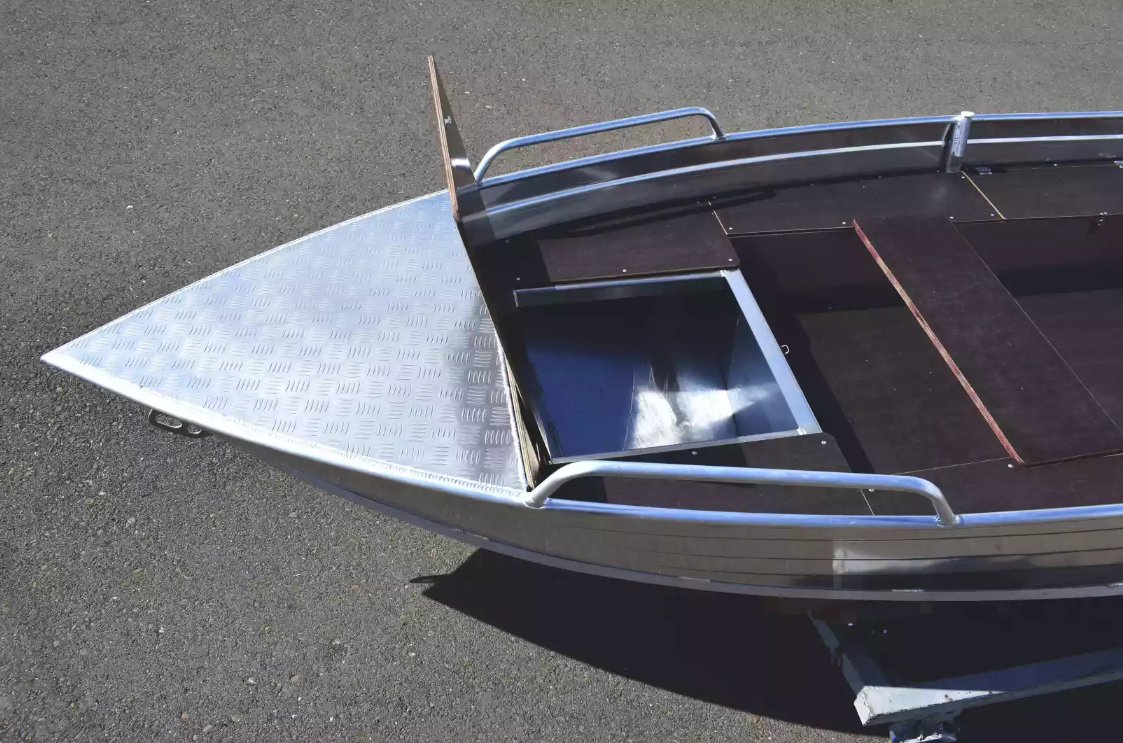 Алюминиевая лодка Wyatboat-390 M в Великом Новгороде