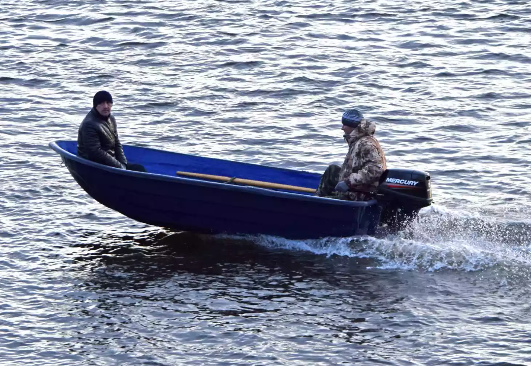 Стеклопластиковая лодка Neman-340 (тримаран) в Великом Новгороде