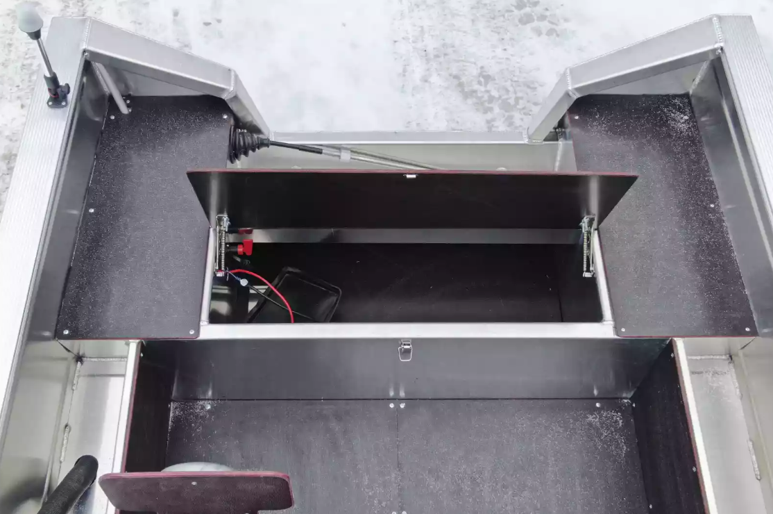 Алюминиевая лодка Неман-400 С в Великом Новгороде