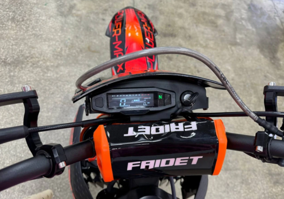 Кроссовый мотоцикл FAIDET PR300 MAX WP в Великом Новгороде