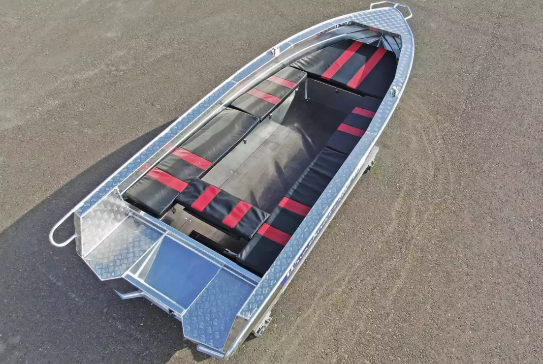 Алюминиевая лодка Wyatboat-390РМ увеличенный борт в Великом Новгороде