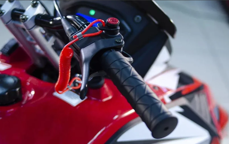 Снегоход Ataki WD 300 в Великом Новгороде