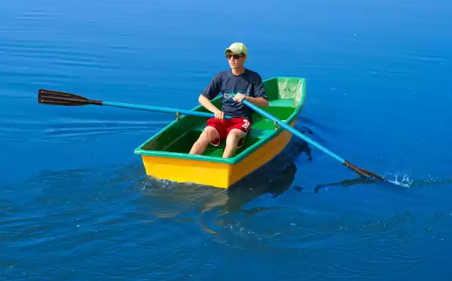 Стеклопластиковая лодка Малютка в Великом Новгороде