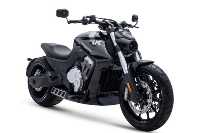 Мотоцикл Benda LFC 700 в Великом Новгороде