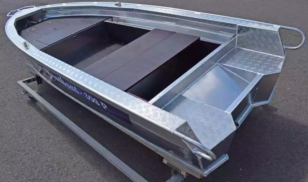 Алюминиевая лодка Wyatboat-390Р Fish в Великом Новгороде