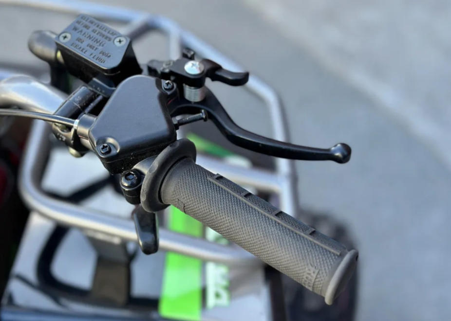 Квадроцикл GBM DAXTER 220 NEW в Великом Новгороде