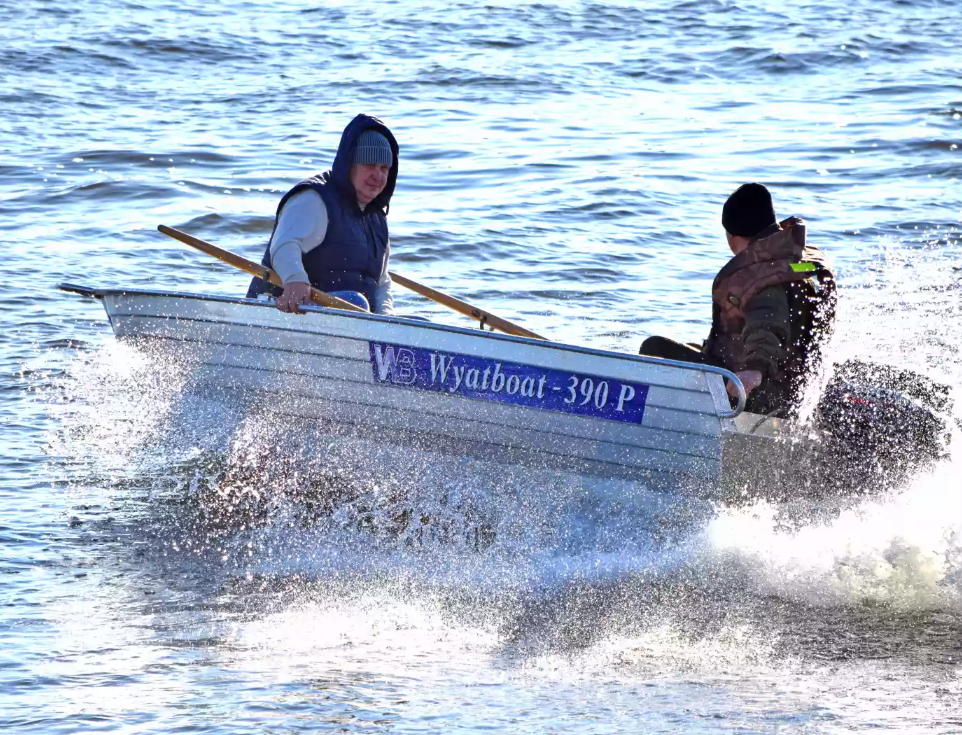 Алюминиевая лодка Wyatboat-390 P в Великом Новгороде