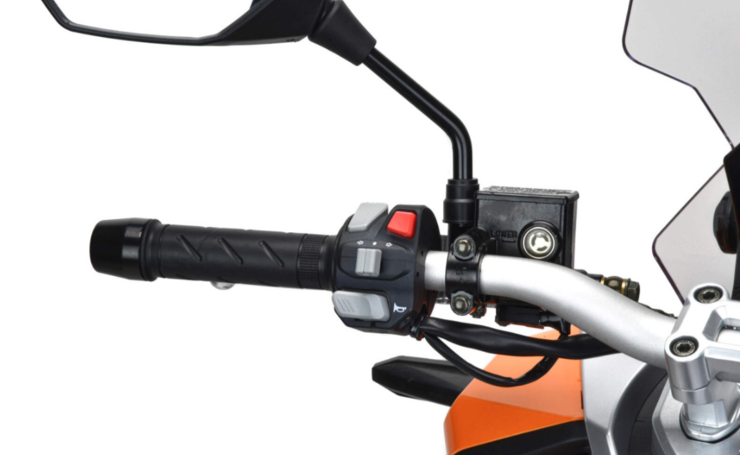 Скутер MOTOLAND (МОТОЛЕНД) T-MAX 150 в Великом Новгороде