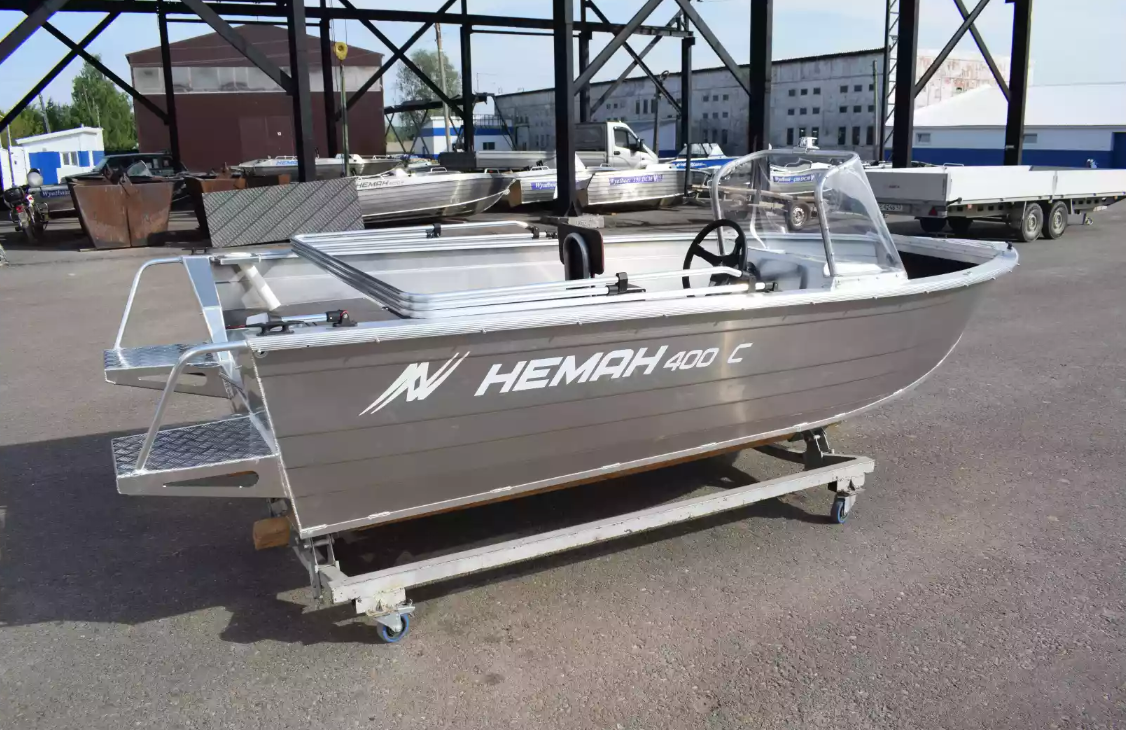 Алюминиевая лодка Неман-400 С в Великом Новгороде