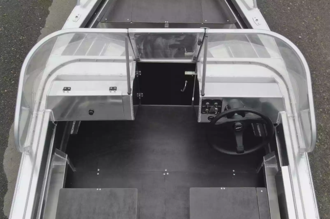 Алюминиевая лодка  Neman-400 DC в Великом Новгороде