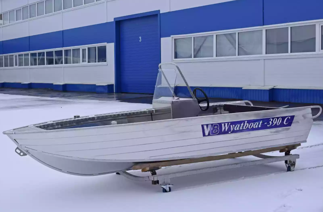 Алюминиевая лодка Wyatboat-390 C в Великом Новгороде