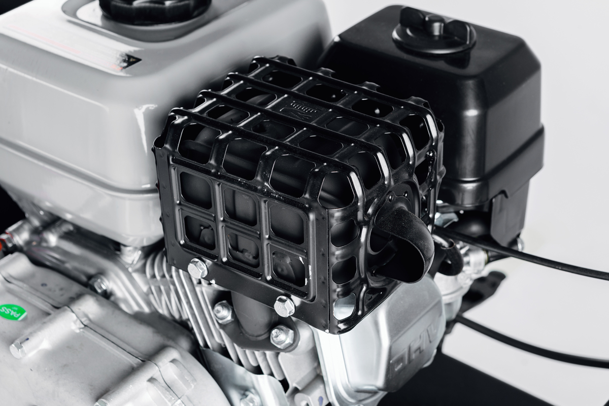 МОТОБУКСИРОВЩИК IKUDZO 1100/380 К8 в Великом Новгороде