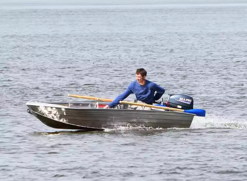 Алюминиевая Wyatboat-320 в Великом Новгороде