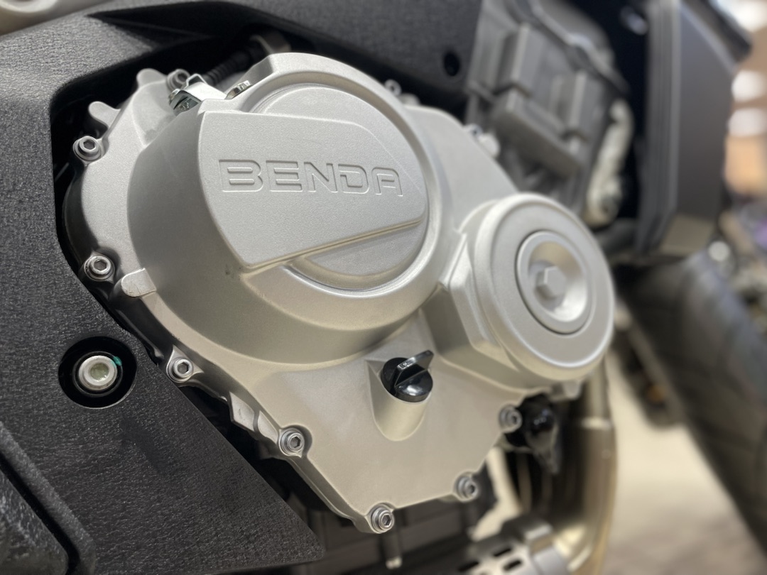 Мотоцикл Benda LFS 700 в Великом Новгороде