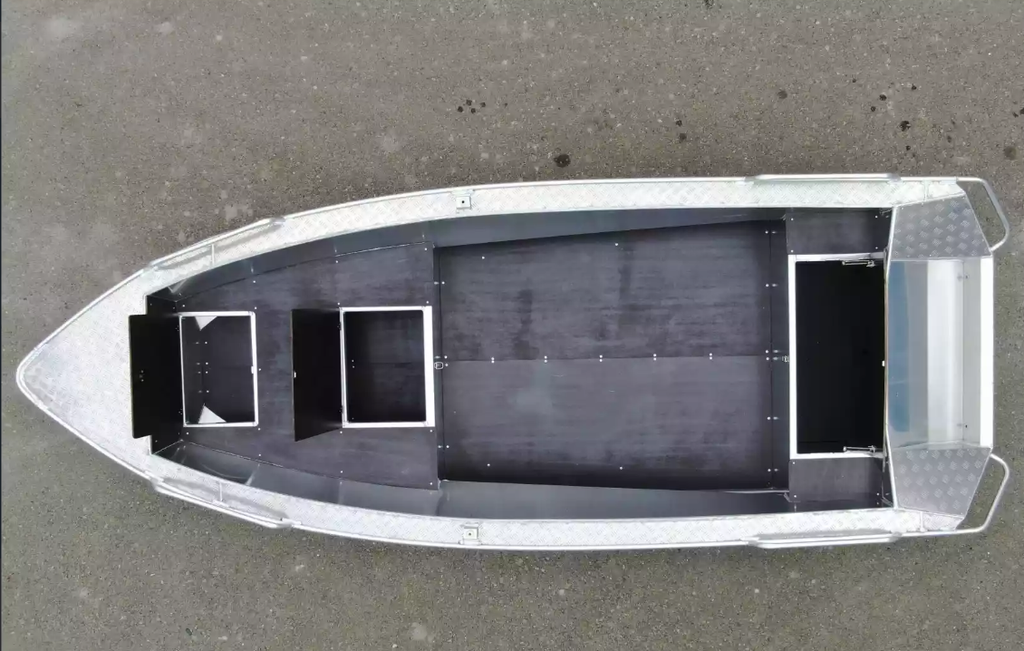 Алюминиевая лодка  Wyatboat-430М FISH в Великом Новгороде