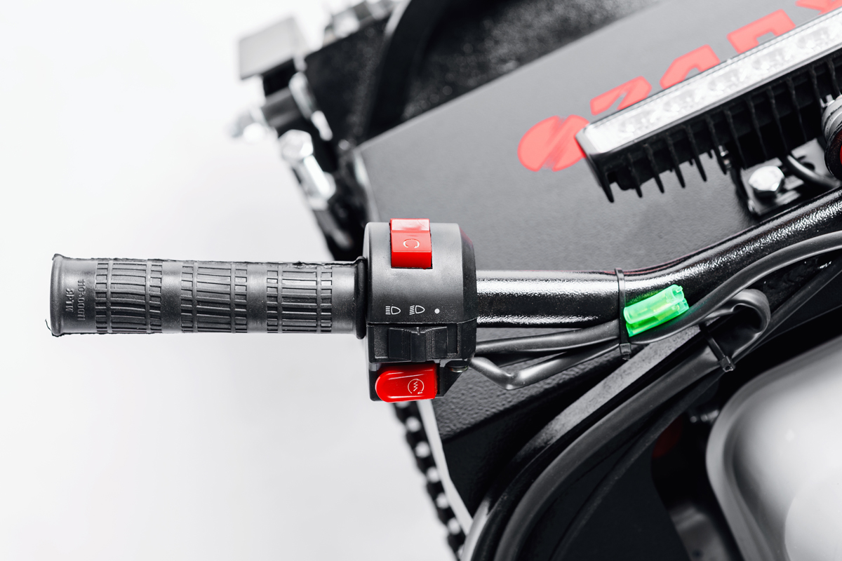 МОТОБУКСИРОВЩИК IKUDZO 1100/380 К8 в Великом Новгороде