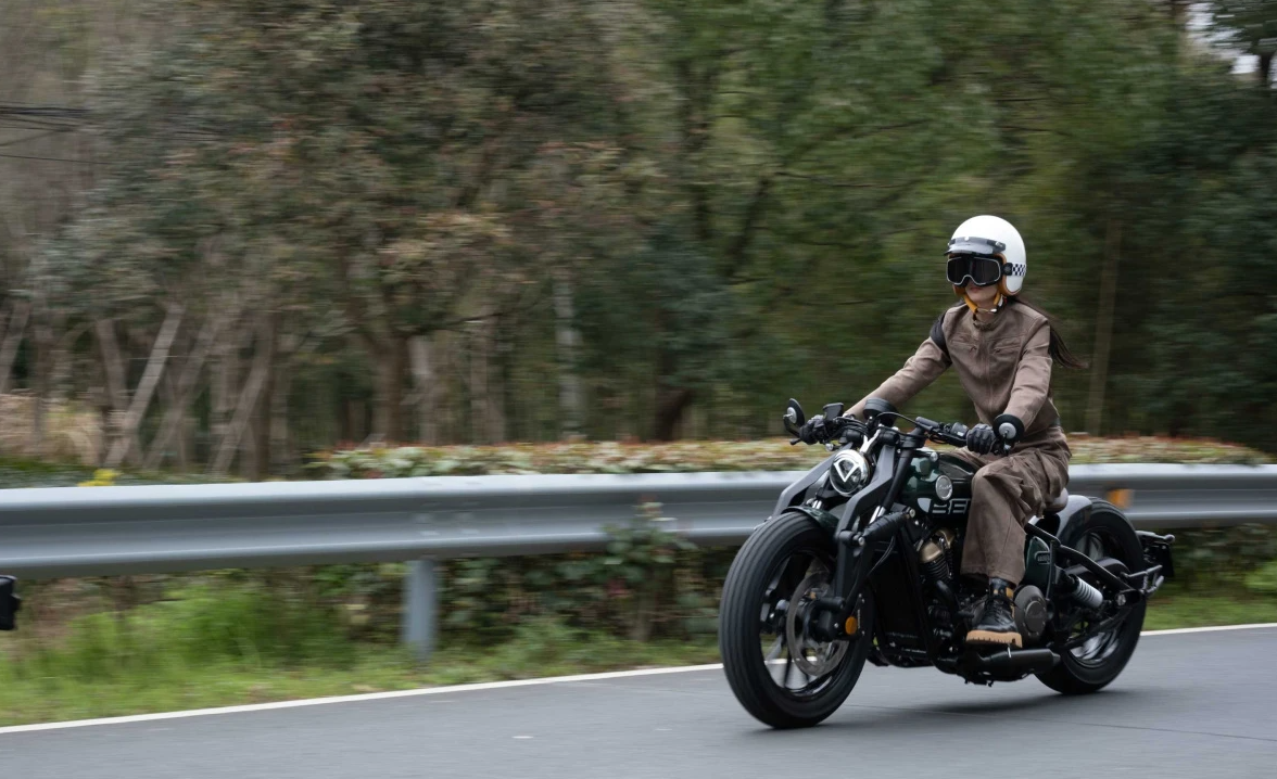 Мотоцикл Benda Napoleon 250 в Великом Новгороде