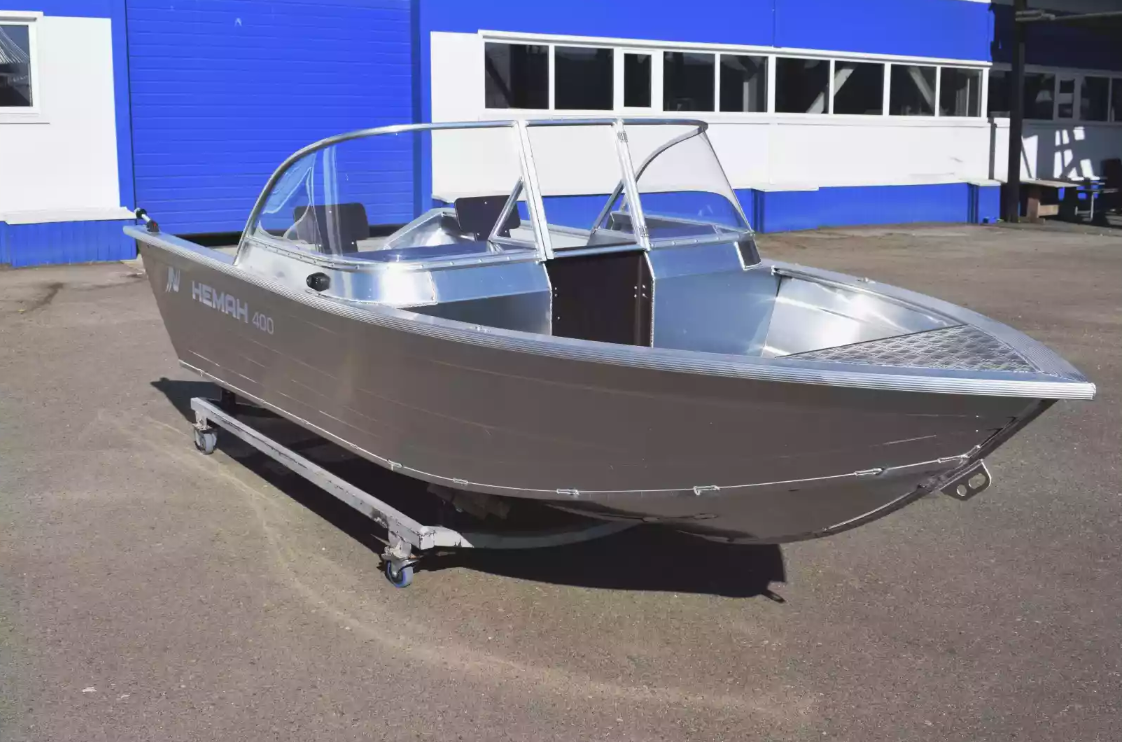 Алюминиевая лодка  Неман-400 DCM в Великом Новгороде