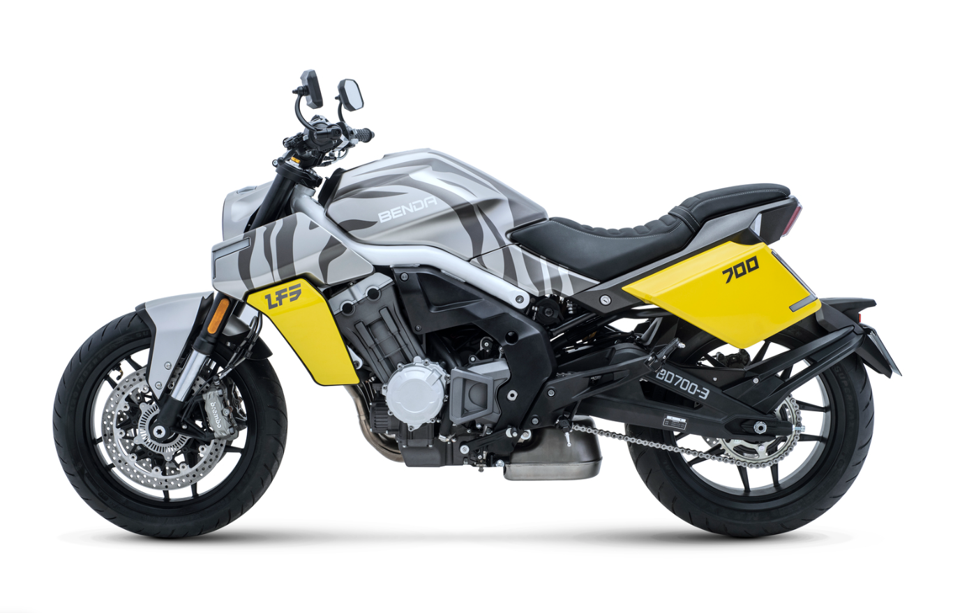 Мотоцикл Benda LFS 700 в Великом Новгороде