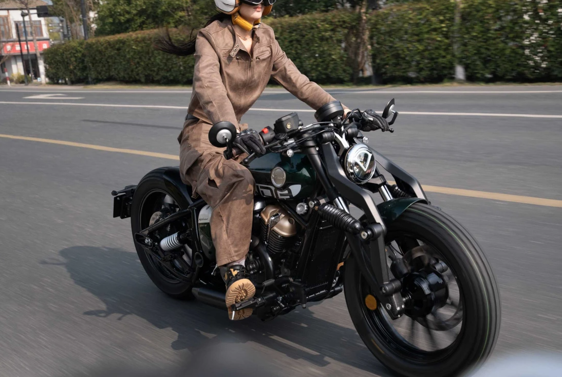 Мотоцикл Benda Napoleon 250 в Великом Новгороде