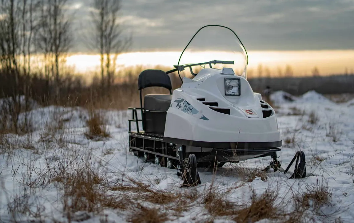 Снегоход БТС "АРКТИК 4Т" 18.5 л.с. э/зап, реверс, тормоз в Великом Новгороде