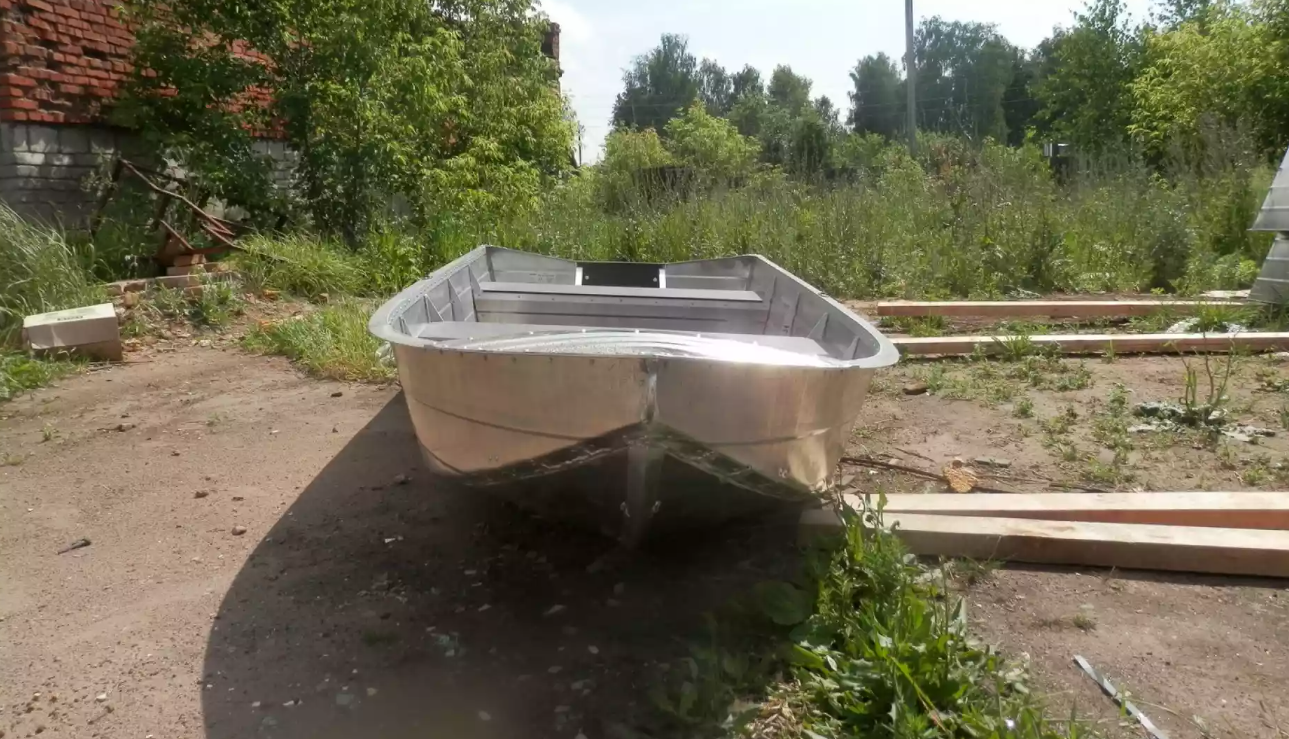 Алюминиевая лодка Вятка-Профи 32 в Великом Новгороде