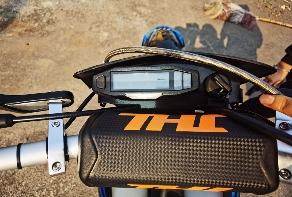 Мотоцикл JHLMOTO JHL Z3 CB250 (172FMM-3A) в Великом Новгороде