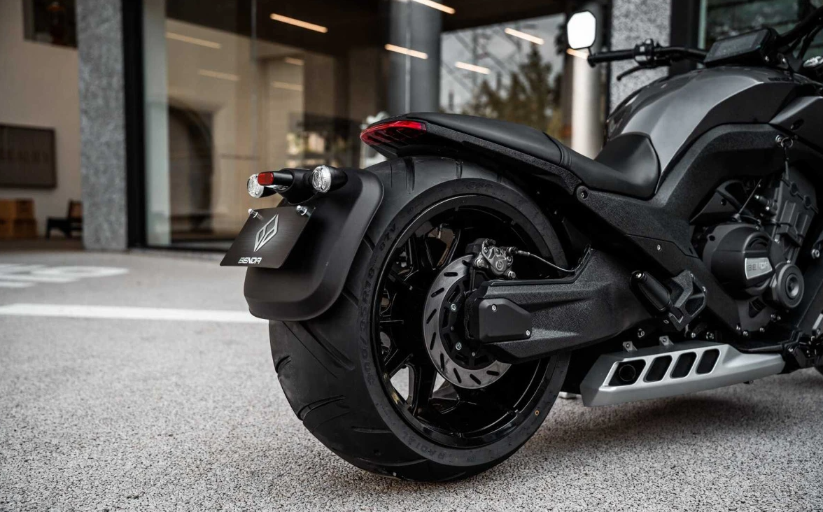 Мотоцикл Benda LFC 700 Pro в Великом Новгороде