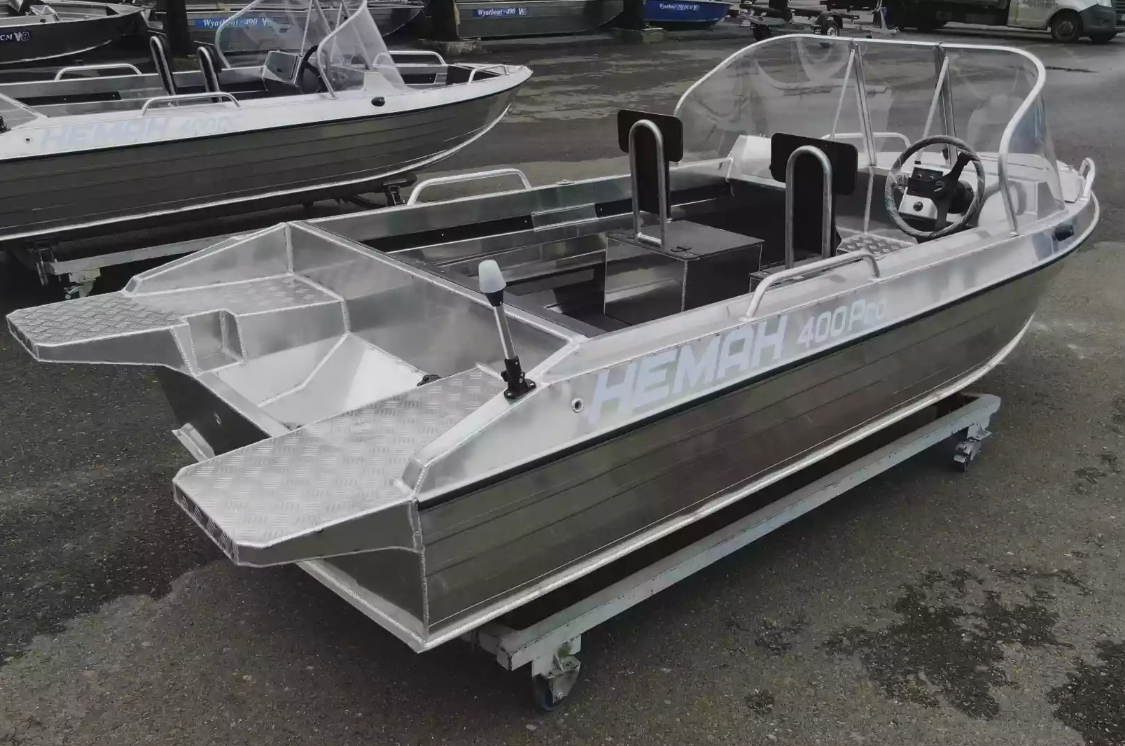 Алюминиевая лодка  Neman-400 PRO в Великом Новгороде