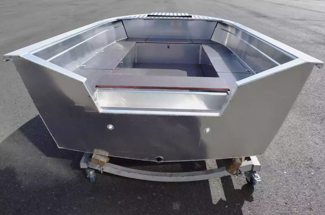 Алюминиевая лодка Неман-400 Р PRO в Великом Новгороде