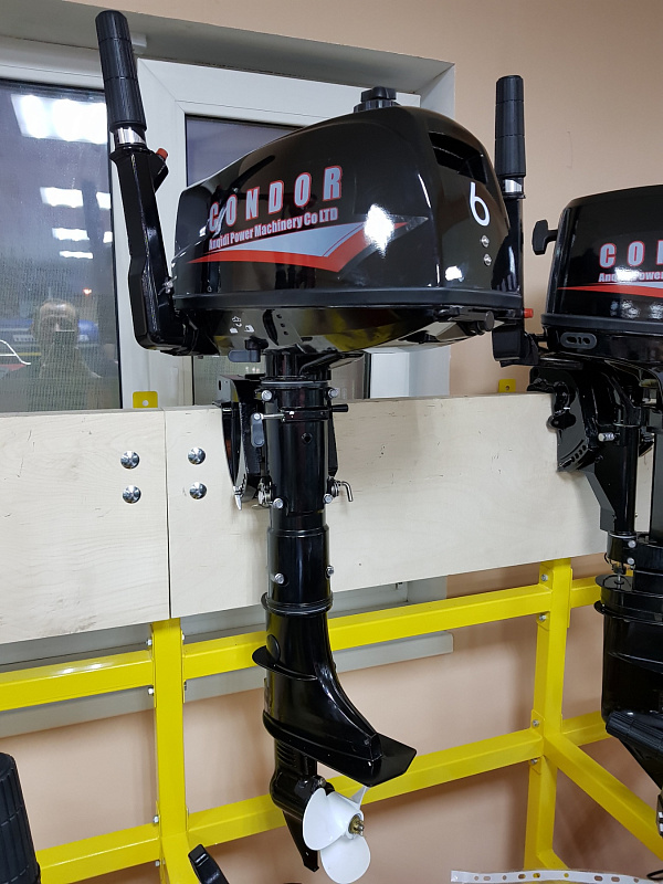 Лодочный мотор Condor F6HS с баком 12 л. в Великом Новгороде