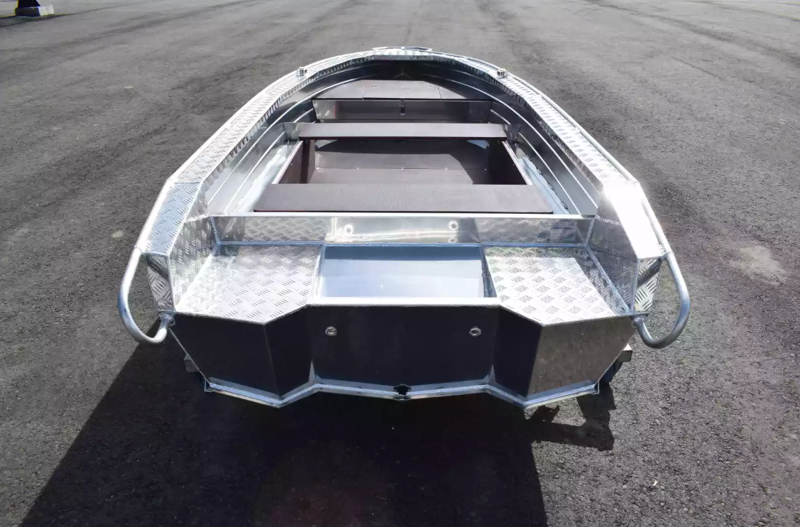 Алюминиевая лодка Wyatboat-390 P в Великом Новгороде