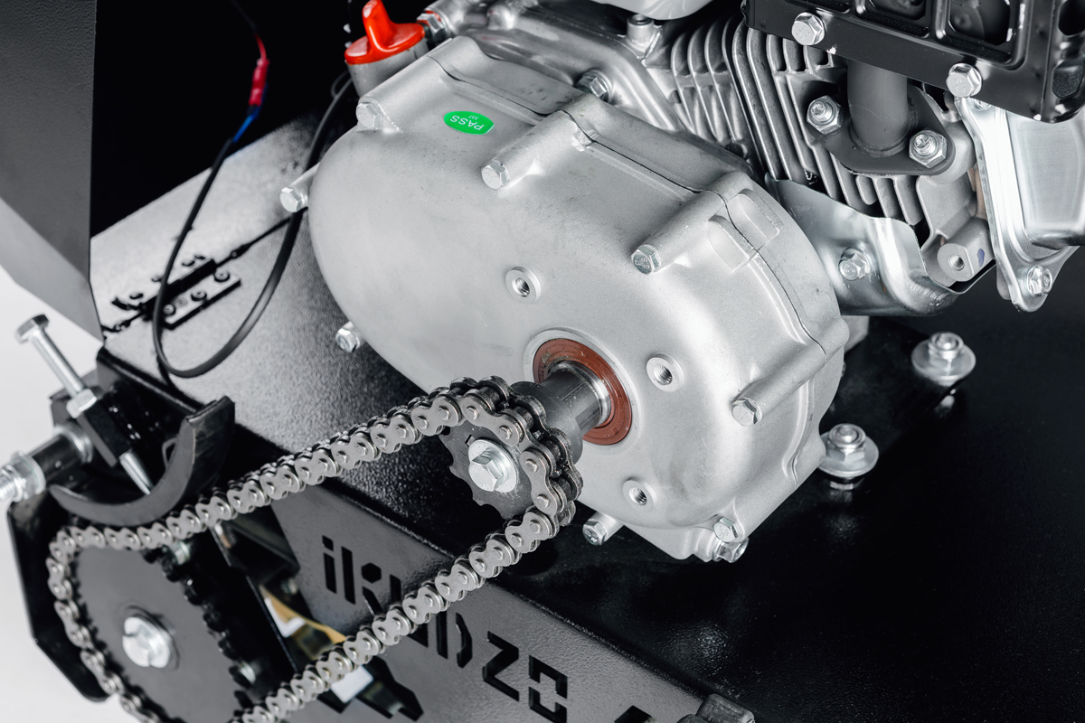 МОТОБУКСИРОВЩИК IKUDZO 1100/380 К8 в Великом Новгороде