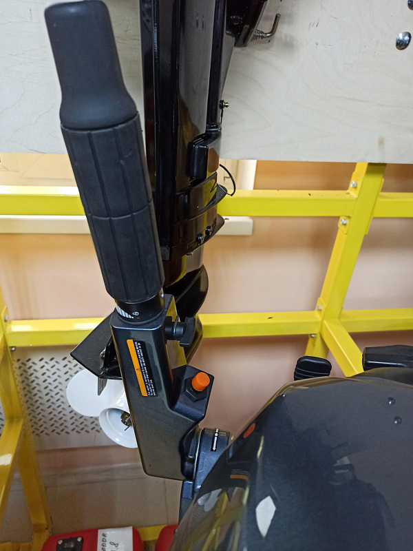 Лодочный мотор BREEZE F9,9S (4х тактный) в Великом Новгороде