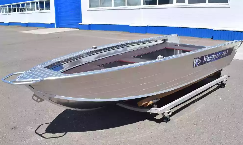 Алюминиевая лодка Wyatboat-390РМ в Великом Новгороде