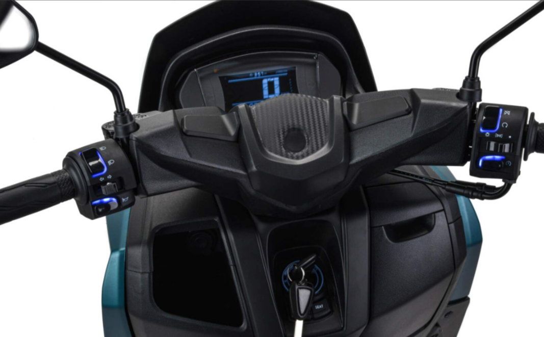 Скутер MOTOLAND (МОТОЛЕНД) VULKAN 150 в Великом Новгороде