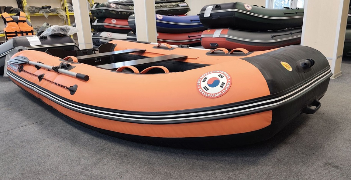 КОМПЛЕКТ ЛОДКА MISHIMO LITE 400 + МОТОР 9,9 (20) Л.С. в Великом Новгороде