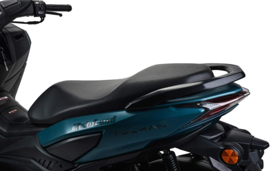 Скутер MOTOLAND (МОТОЛЕНД) VULKAN 150 в Великом Новгороде