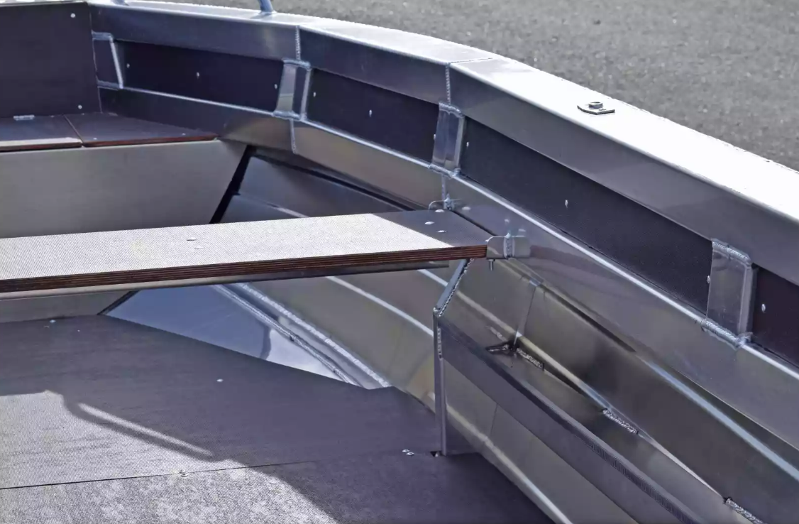 Алюминиевая лодка  Неман-480 Р в Великом Новгороде