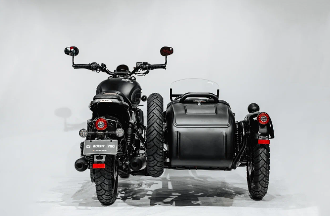 Мотоцикл CJ Adept 700 в Великом Новгороде