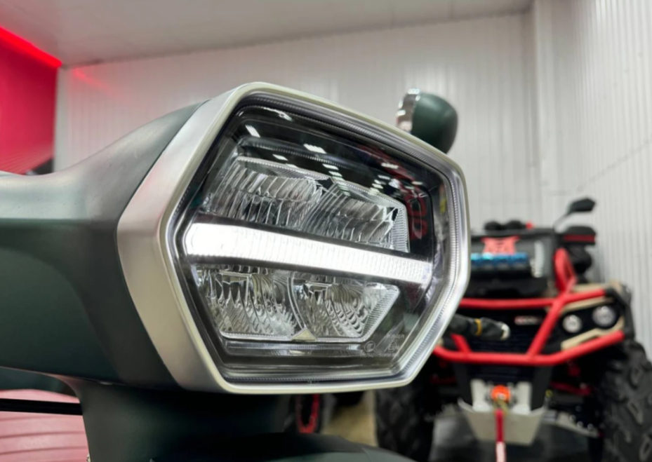 Скутер PROMAX Miami 240 (49) в Великом Новгороде