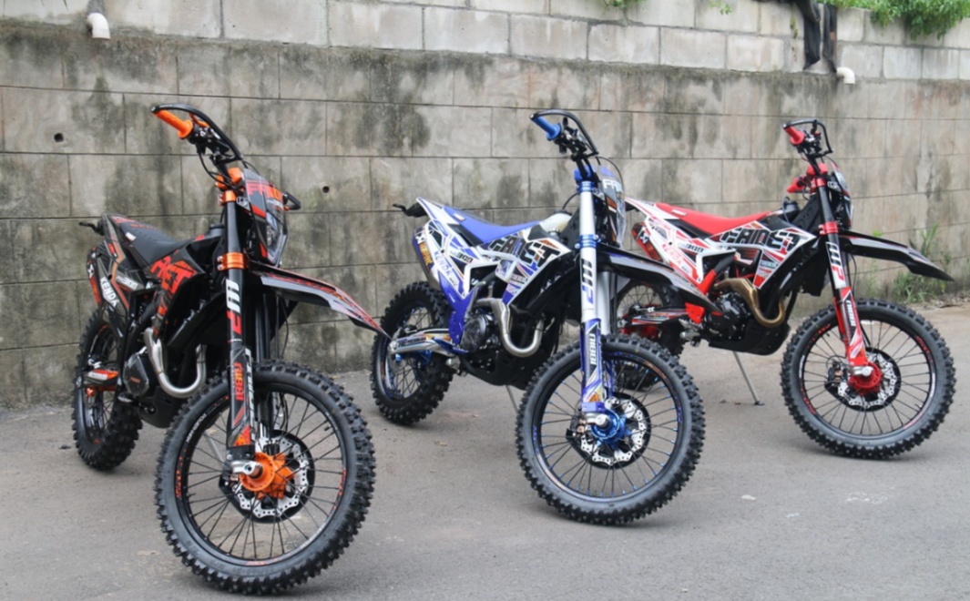 Кроссовый мотоцикл FAIDET NC300S ULTRA KKE в Великом Новгороде