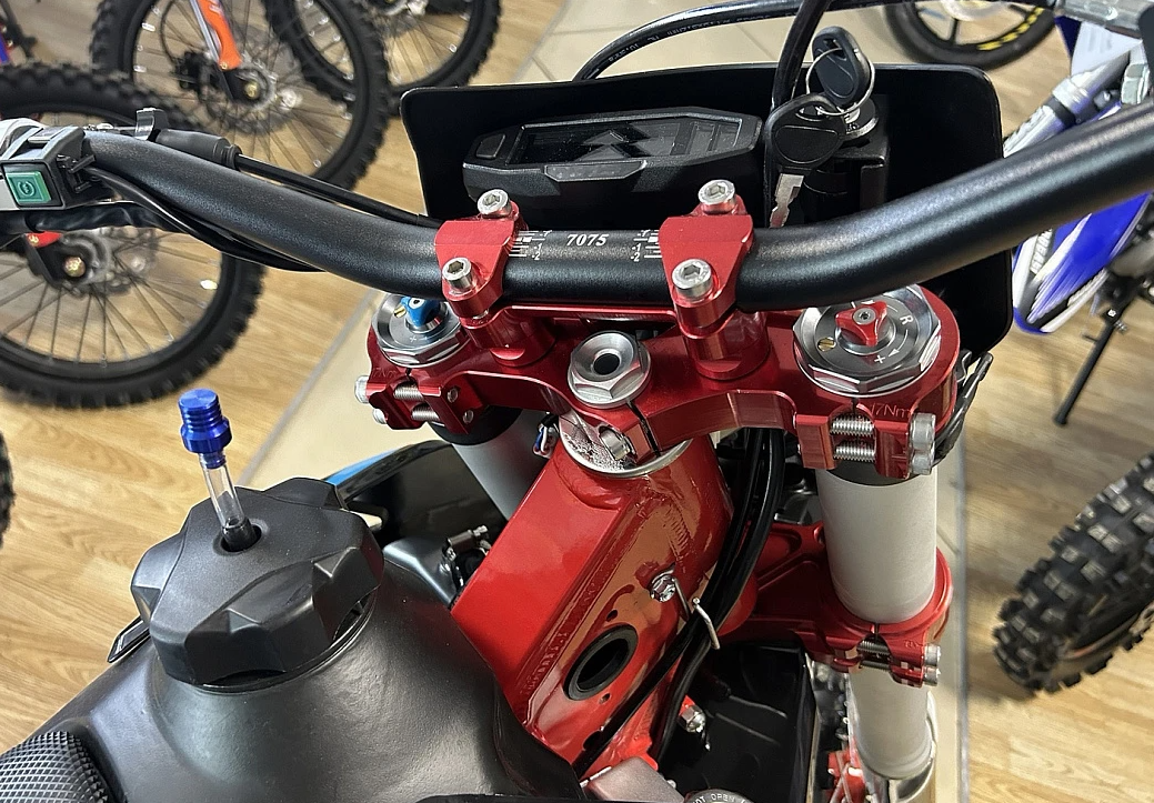 Мотоцикл Progasi Gaudi 300 в Великом Новгороде