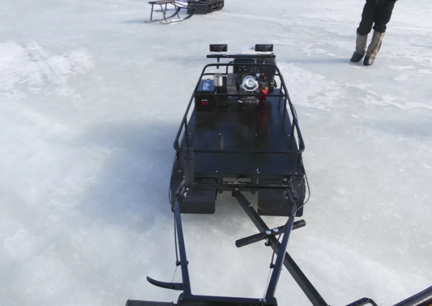 Мотобуксировщик AhtaR L11 в Великом Новгороде