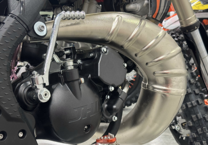 Мотоцикл JHLMOTO JHL M5 MT250 (1E66MM) в Великом Новгороде