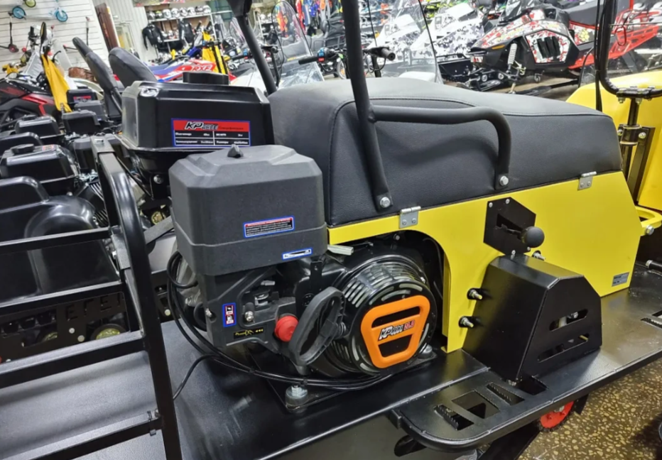 Миниснегоход Бурлак-М Егерь SPORT MAX 20 л.с. с эл.зап. в Великом Новгороде