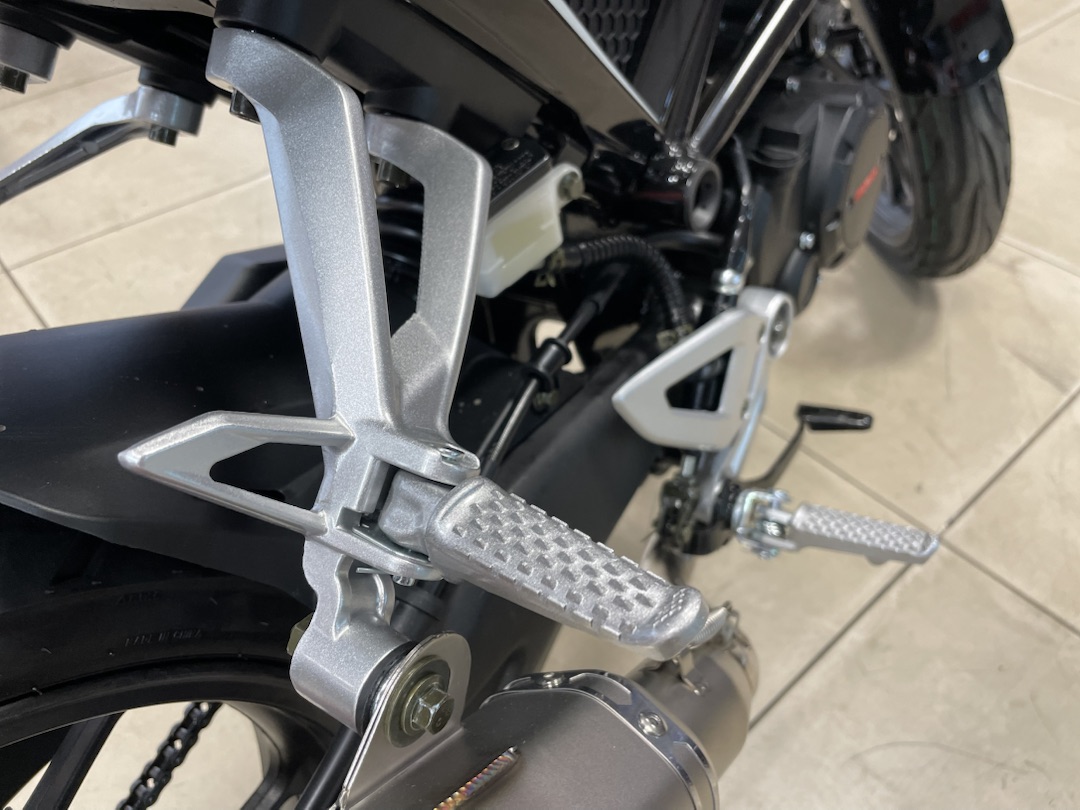 Мопед PROMAX CB150R (49) в Великом Новгороде