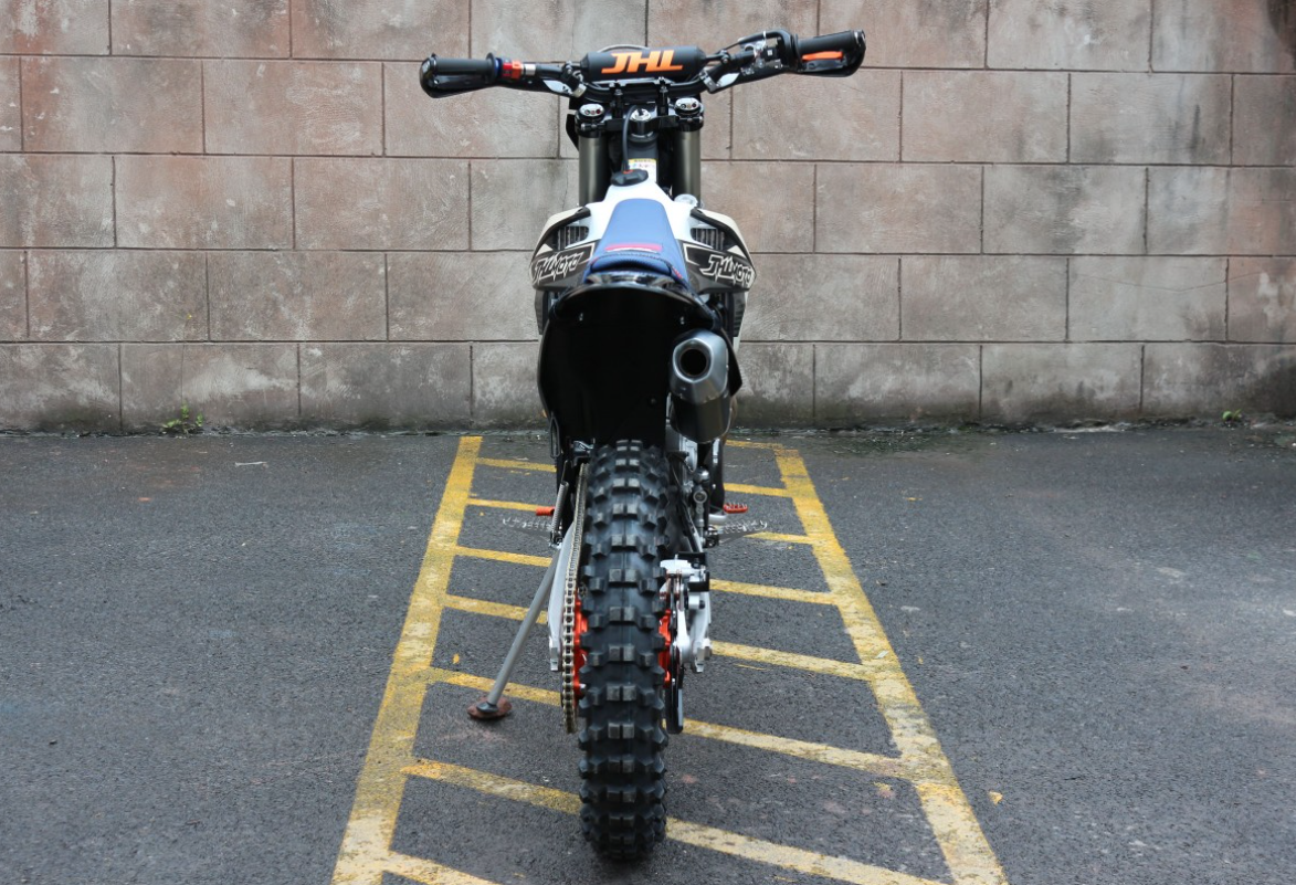 Мотоцикл JHLMOTO JHL Z8i (EFI) NC300S (182-MN) в Великом Новгороде