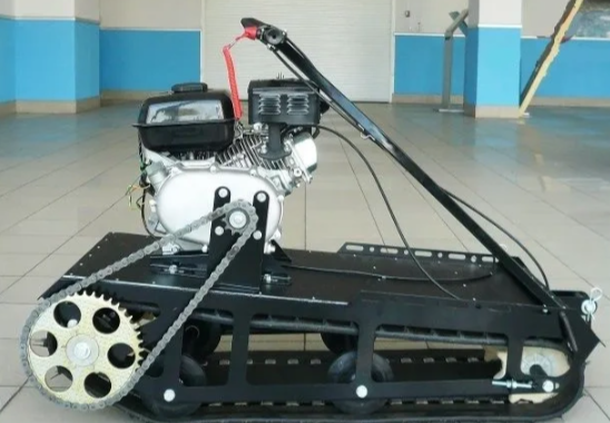 Мотобуксировщик XTREME-MOTORS "Конек-Горбунок" 6.5 л.с. в Великом Новгороде