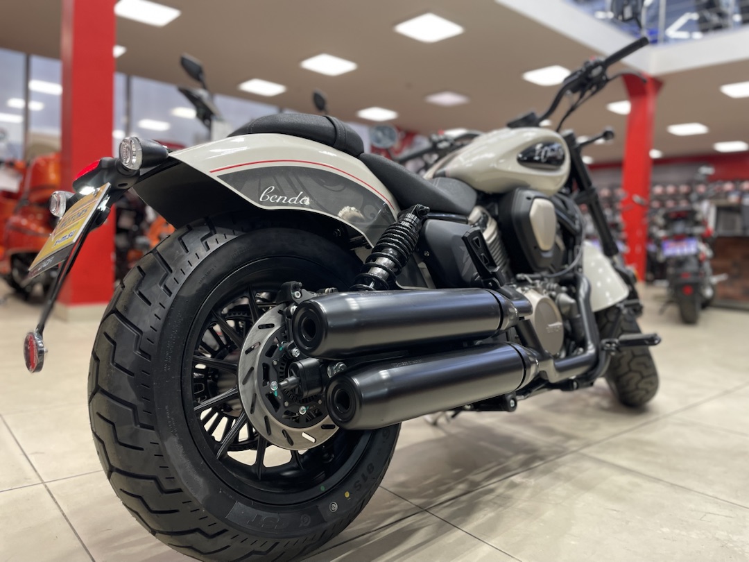 Мотоцикл Benda Chinchilla 500 в Великом Новгороде